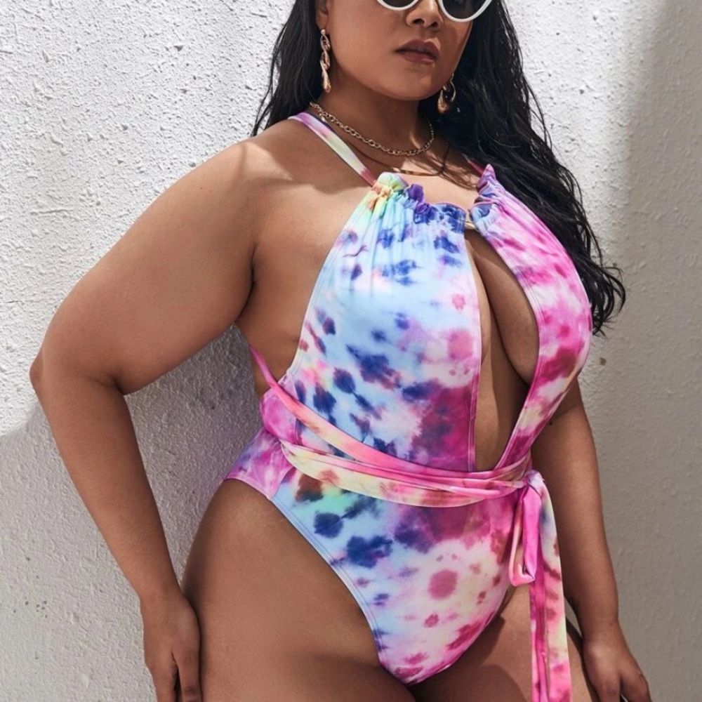 NWOT Plus Size Tie Dye  Knot Front One Piece🆕